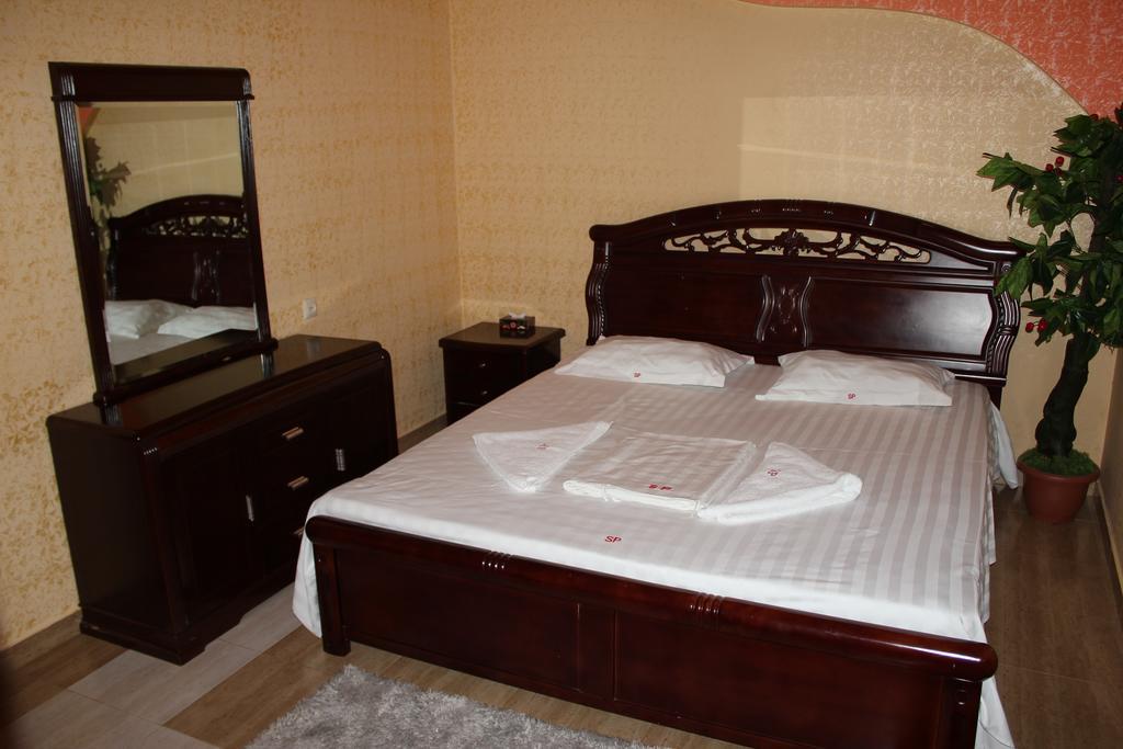 Sochi Plaza Hotel Yerevan Room photo