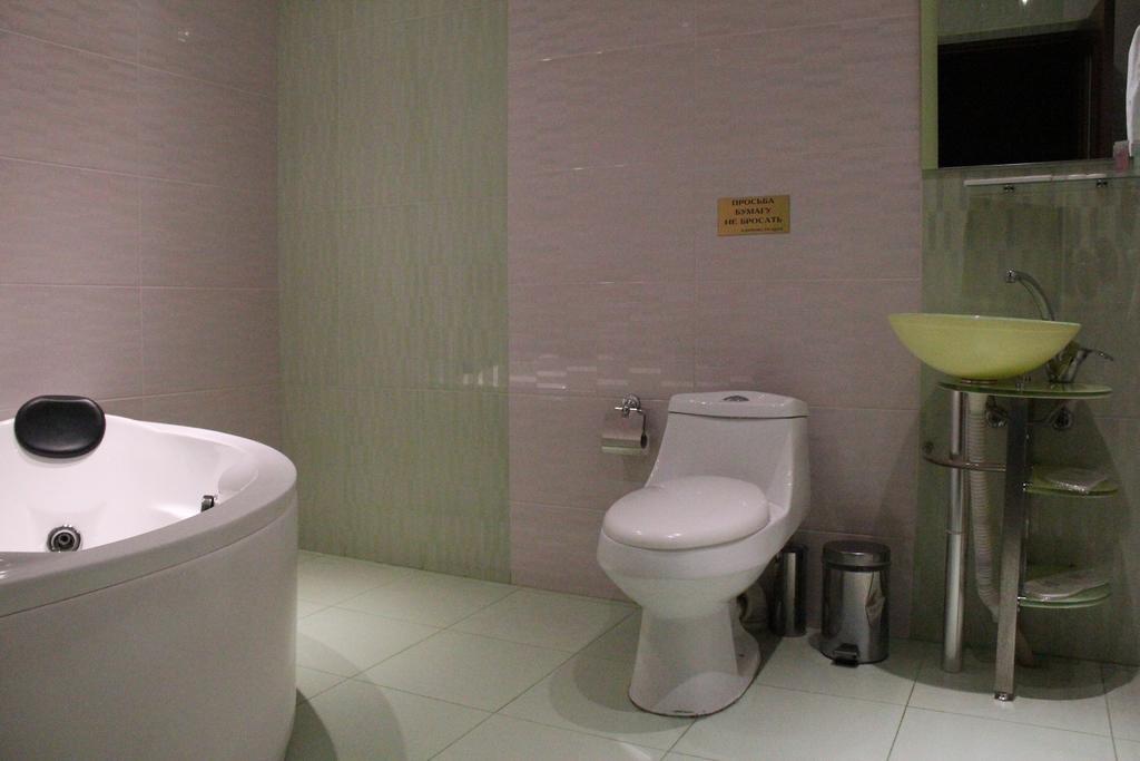 Sochi Plaza Hotel Yerevan Room photo