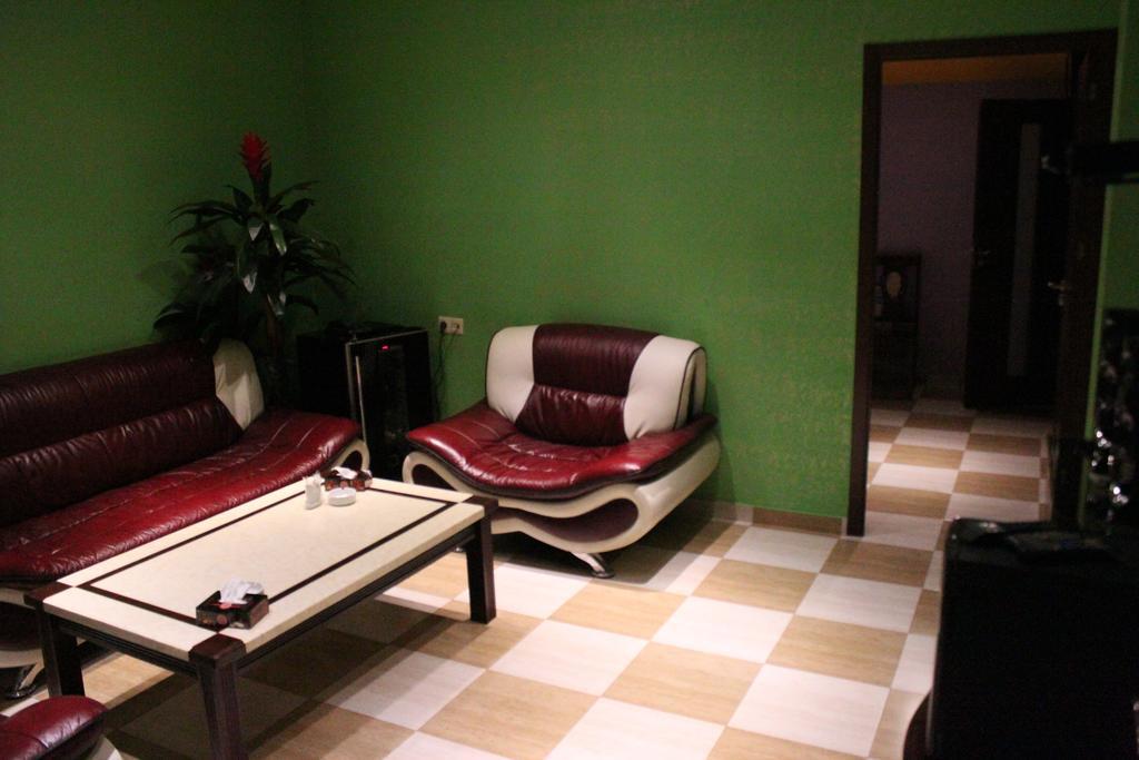 Sochi Plaza Hotel Yerevan Room photo